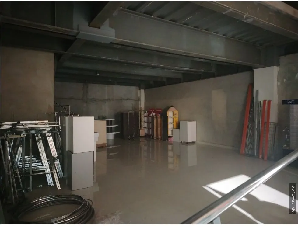 GROUND FLOOR RETAIL SPACES AT MEGAMALL FOR LEASE