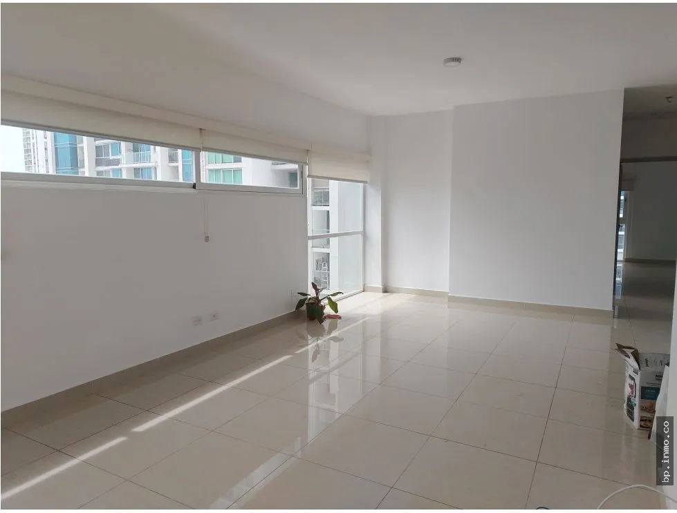 FOR RENT APARTMENT WITH WHITE GOODS OR FURNISHED IN BELLA VISTA - 43 GV