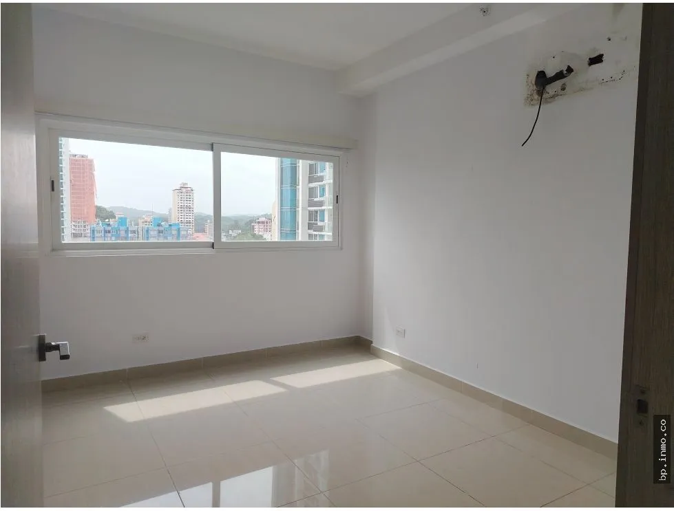 FOR RENT APARTMENT WITH WHITE GOODS OR FURNISHED IN BELLA VISTA - 43 GV