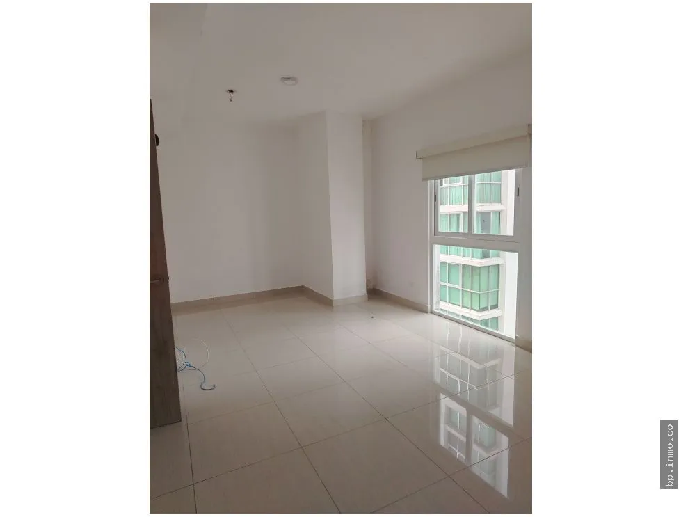 FOR RENT APARTMENT WITH WHITE GOODS OR FURNISHED IN BELLA VISTA - 43 GV