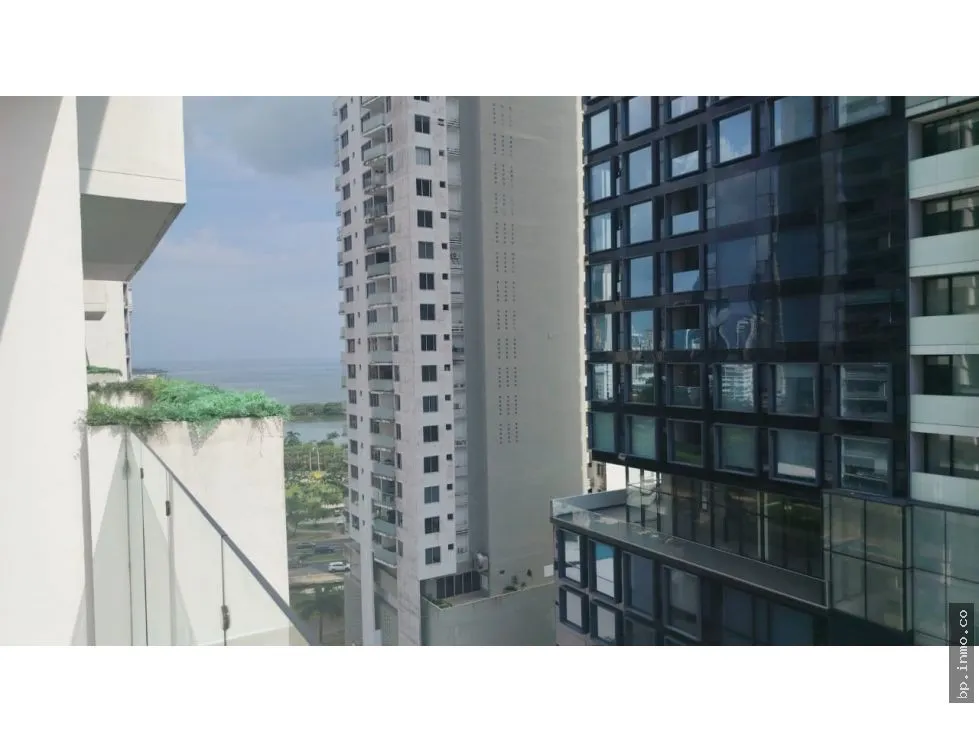 FOR RENT APARTMENT WITH WHITE GOODS OR FURNISHED IN BELLA VISTA - 43 GV