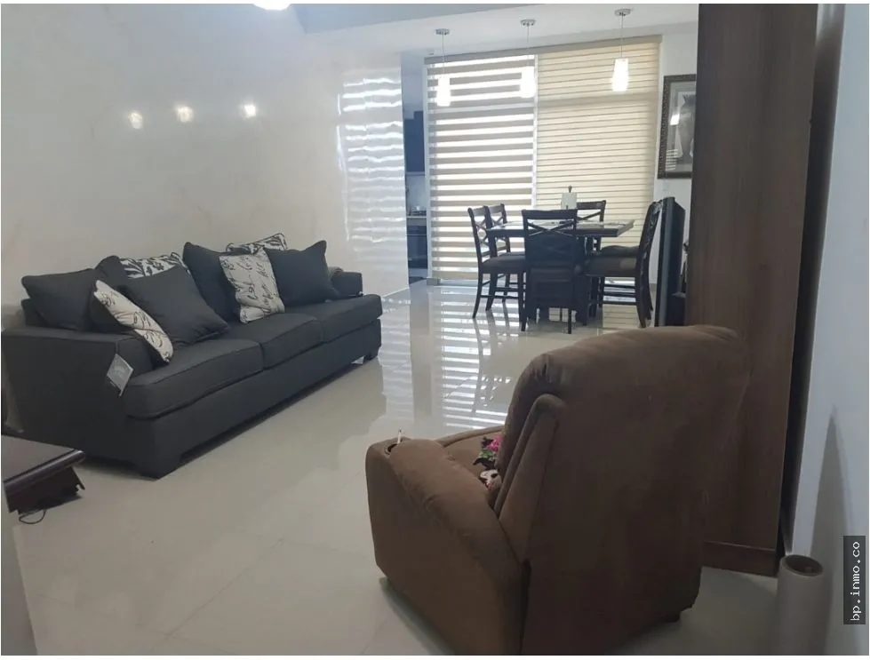 APARTMENT FOR SALE IN EL CARMEN, VÍA ESPAÑA - PH RAINBOW TOWER