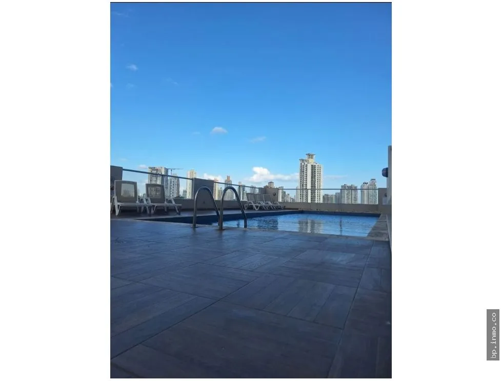 APARTMENT FOR SALE IN EL CARMEN, VÍA ESPAÑA - PH RAINBOW TOWER