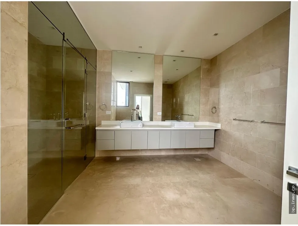 FOR RENT: APARTMENT IN OCEAN REEF