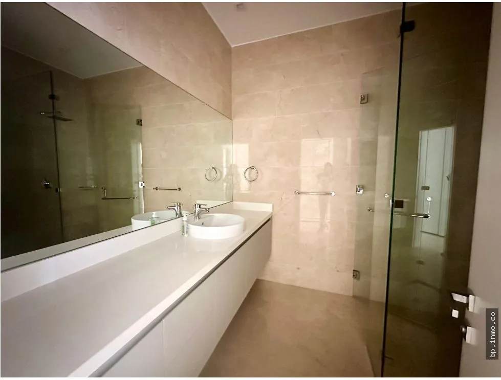 FOR RENT: APARTMENT IN OCEAN REEF