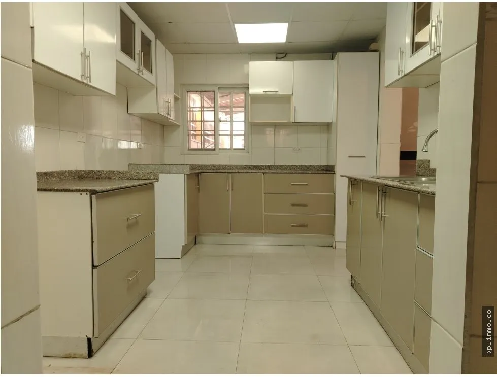 HOUSE FOR SALE IN PRADERAS DEL ROCIO, VILLA ZAITA