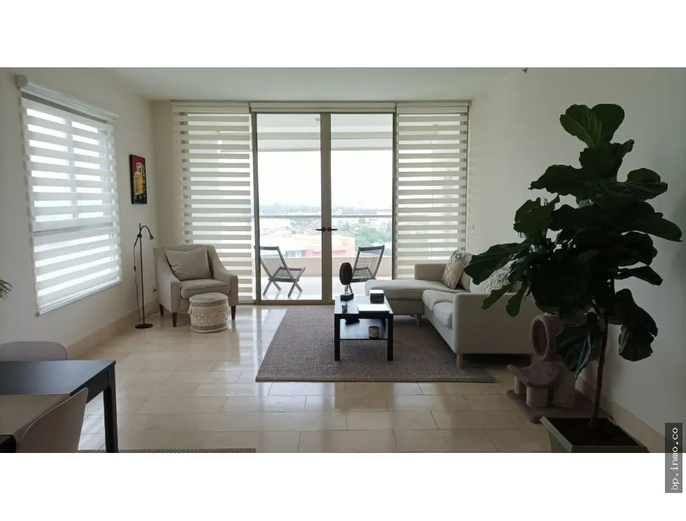 APARTMENT FOR SALE IN GREENVIEW PH, SANTA MARÍA