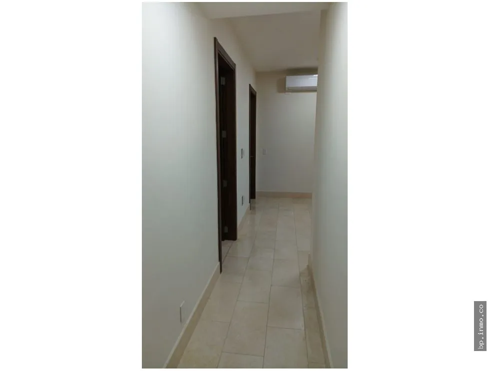 APARTMENT FOR SALE IN GREENVIEW PH, SANTA MARÍA