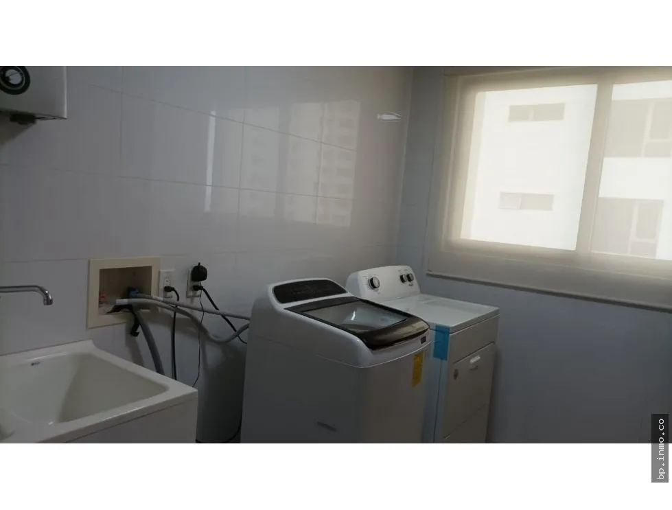 APARTMENT FOR SALE IN GREENVIEW PH, SANTA MARÍA
