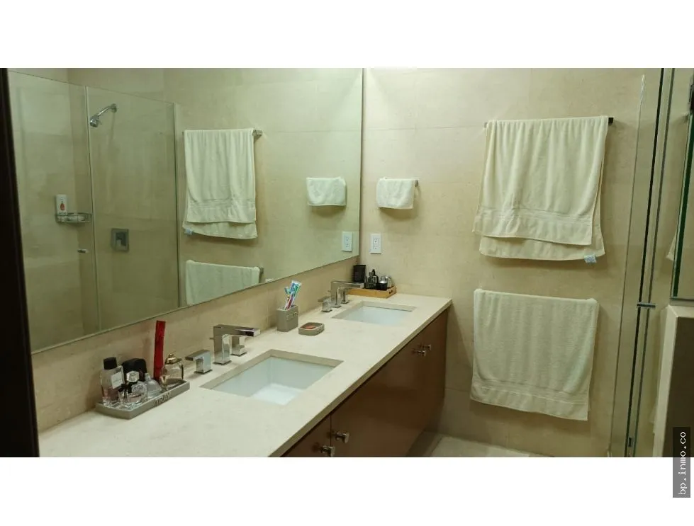 APARTMENT FOR SALE IN GREENVIEW PH, SANTA MARÍA