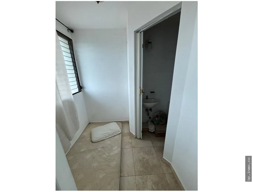 Apartment for Sale at Coronado Country Club