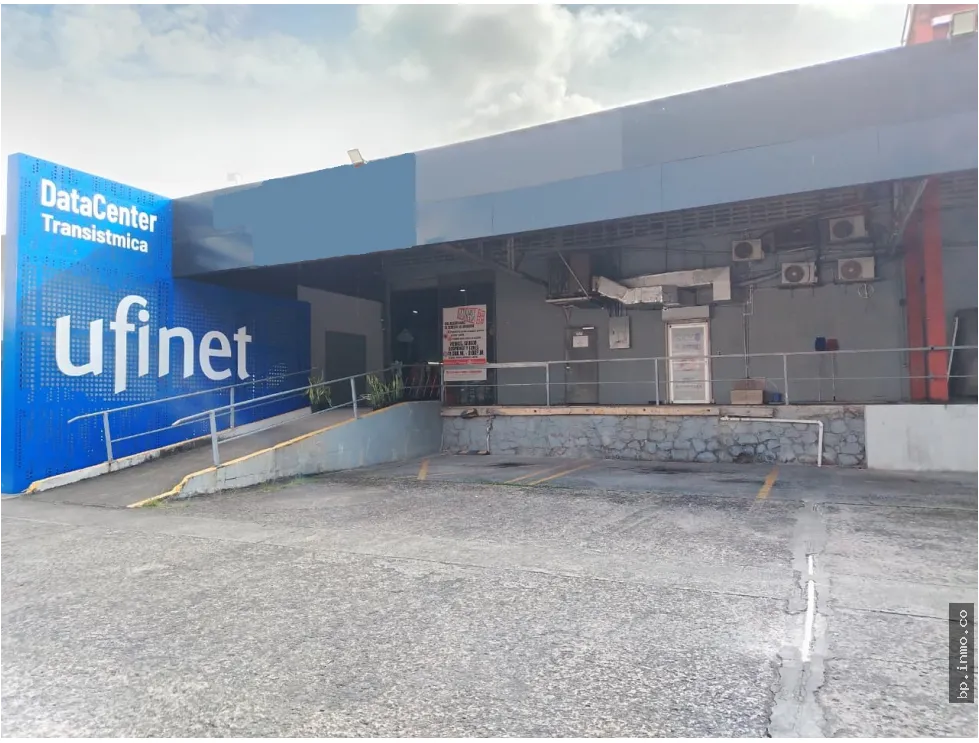 WAREHOUSE FOR RENT 750 m² ON TRANSISTMICA HIGHWAY