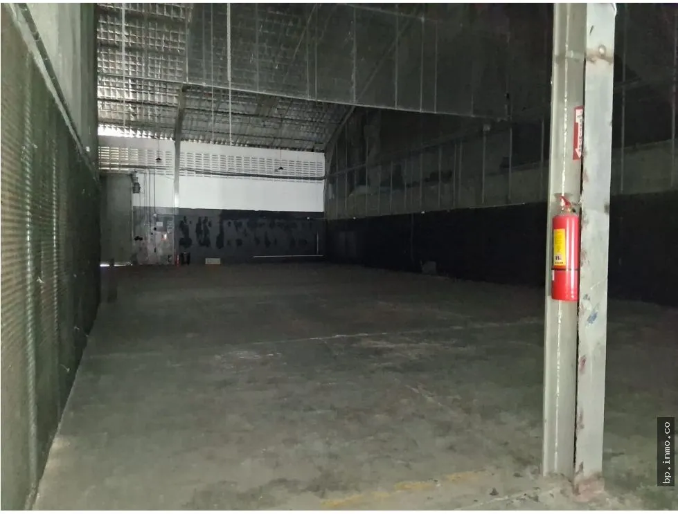 WAREHOUSE FOR RENT 750 m² ON TRANSISTMICA HIGHWAY