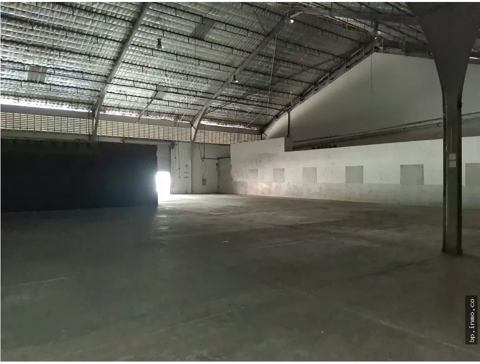 WAREHOUSE FOR RENT 750 m² ON TRANSISTMICA HIGHWAY