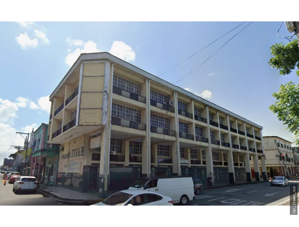 COMMERCIAL BUILDING FOR SALE IN COLÓN