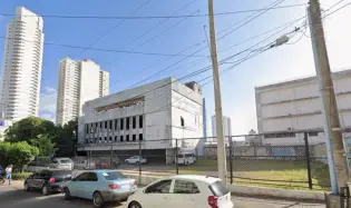 здание в Calidonia на продажу