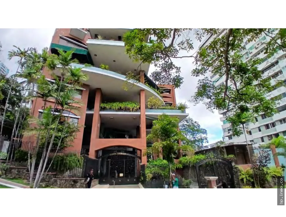 BUILDING FOR SALE IN PUNTA PAITILLA