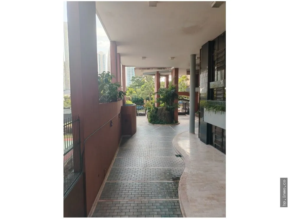 BUILDING FOR SALE IN PUNTA PAITILLA