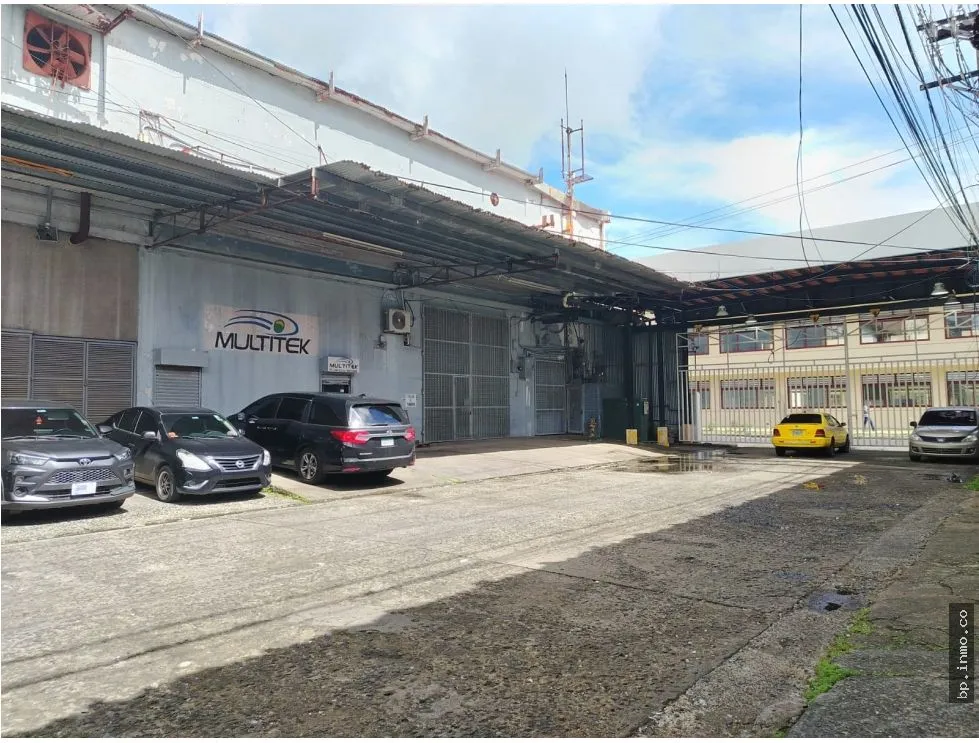 FOR LEASE: WAREHOUSE IN FREE TRADE ZONE - 1,800 m2