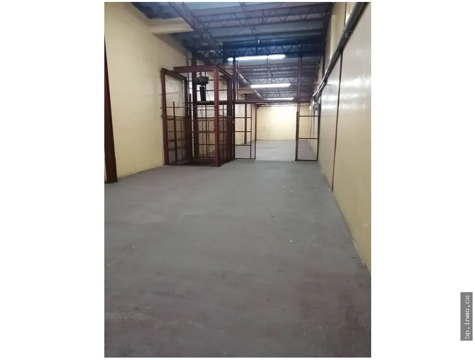 FOR LEASE: WAREHOUSE IN FREE TRADE ZONE - 1,800 m2