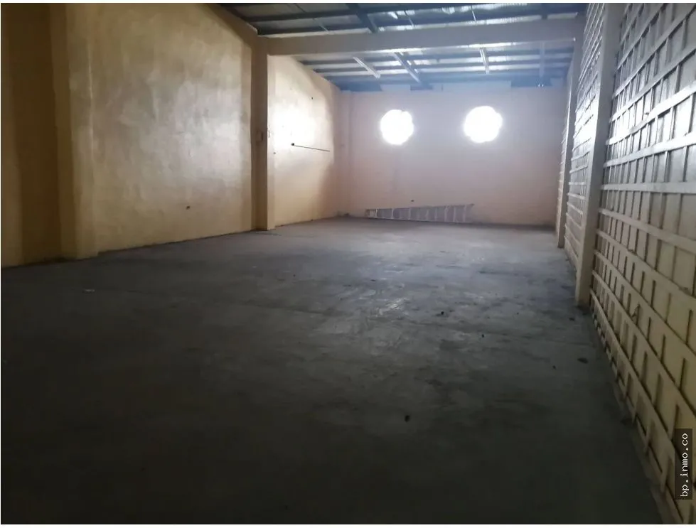 FOR LEASE: WAREHOUSE IN FREE TRADE ZONE - 1,800 m2