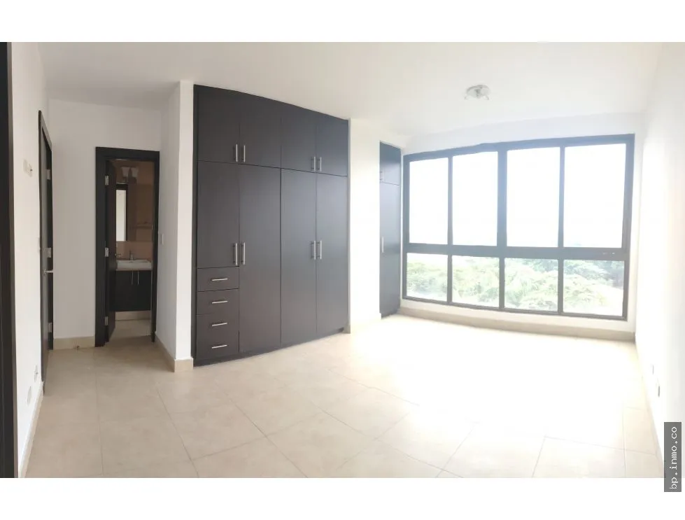 APARTMENT FOR SALE IN PH AMADOR HEIGHTS, AMADOR