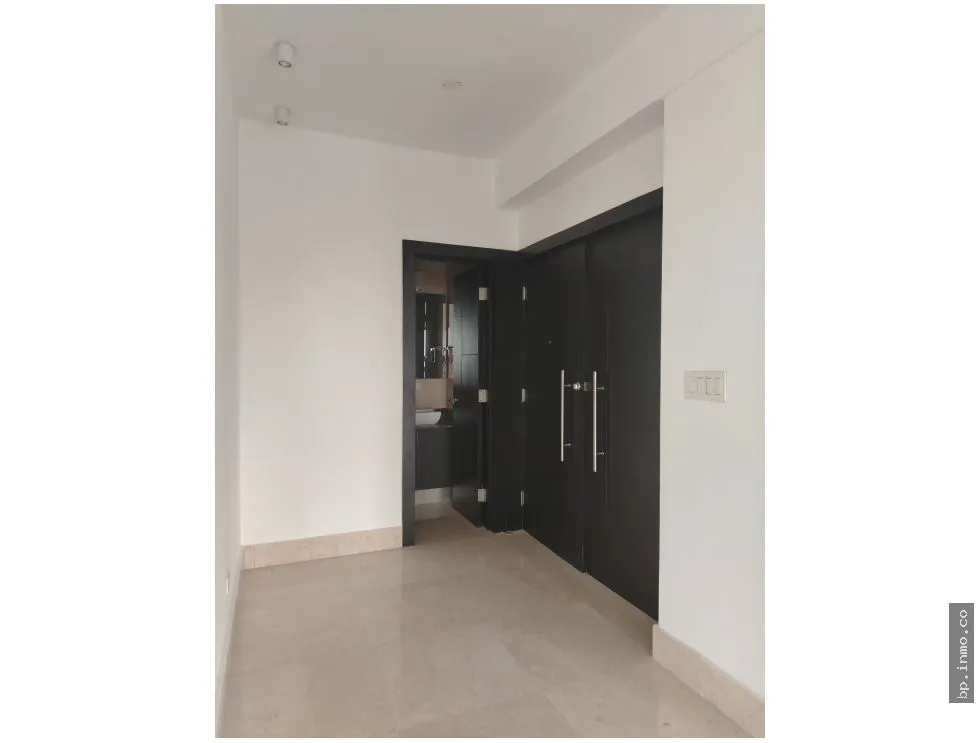 APARTMENT FOR SALE IN PH AMADOR HEIGHTS, AMADOR
