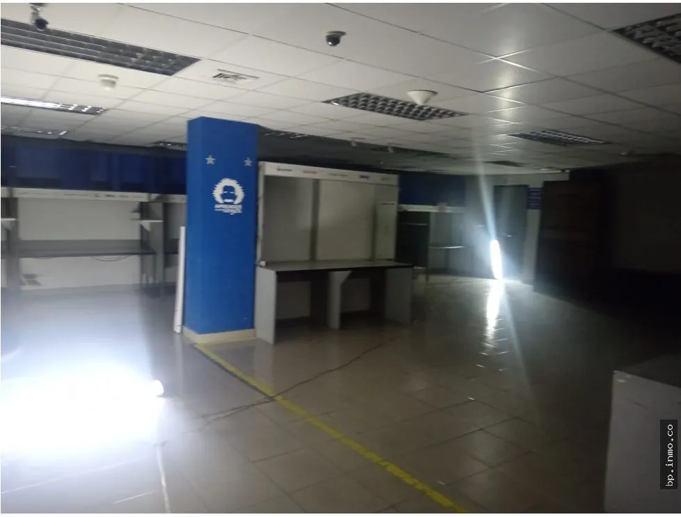 FOR RENT: 337 m² COMMERCIAL SPACE IN TUMBA MUERTO