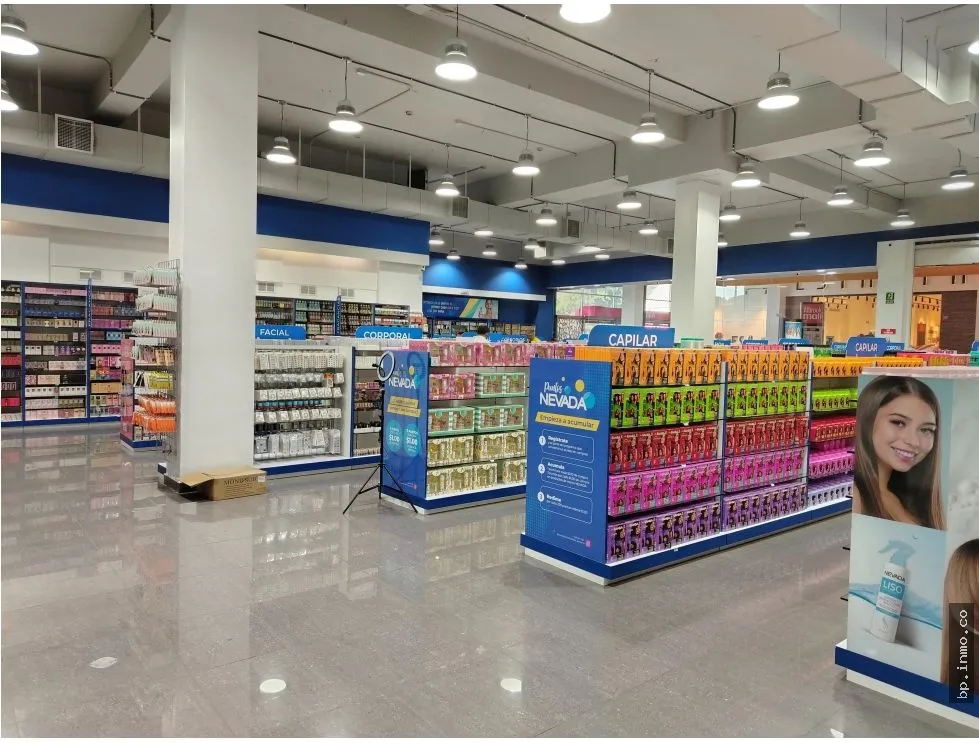 COMMERCIAL SPACE FOR SALE IN ALBROOK, ZEBRA CORRIDOR