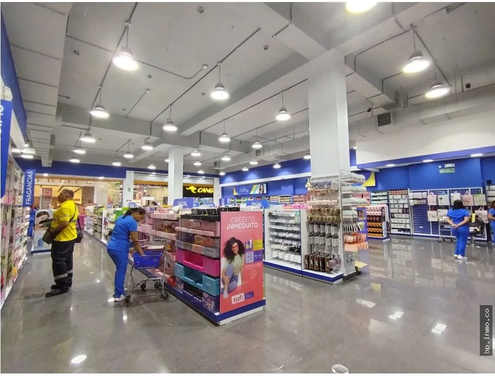 COMMERCIAL SPACE FOR SALE IN ALBROOK, ZEBRA CORRIDOR