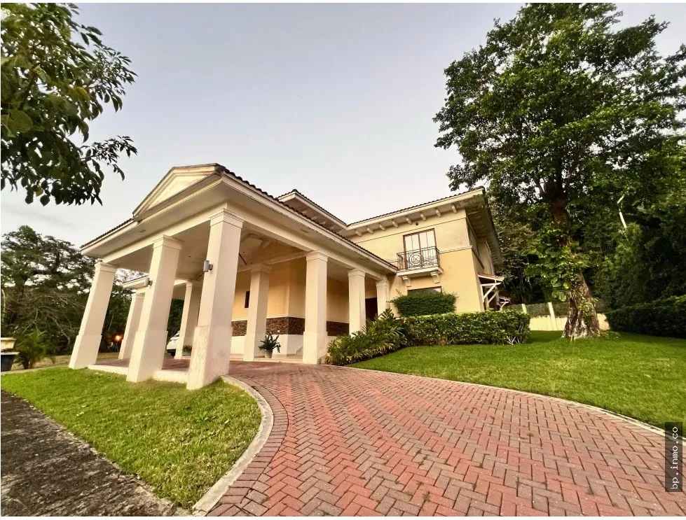 HOUSE FOR SALE IN LOS SENDEROS, CAMINO DE CRUCES