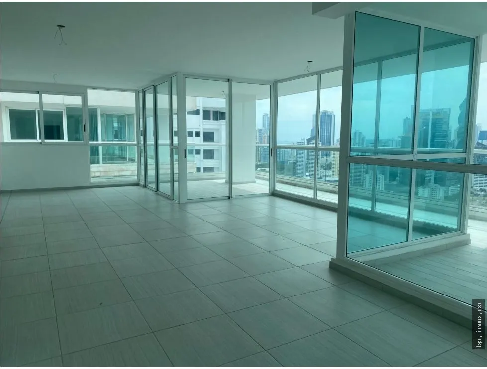 Apartment for Sale in The Towers Residences, Calle 50