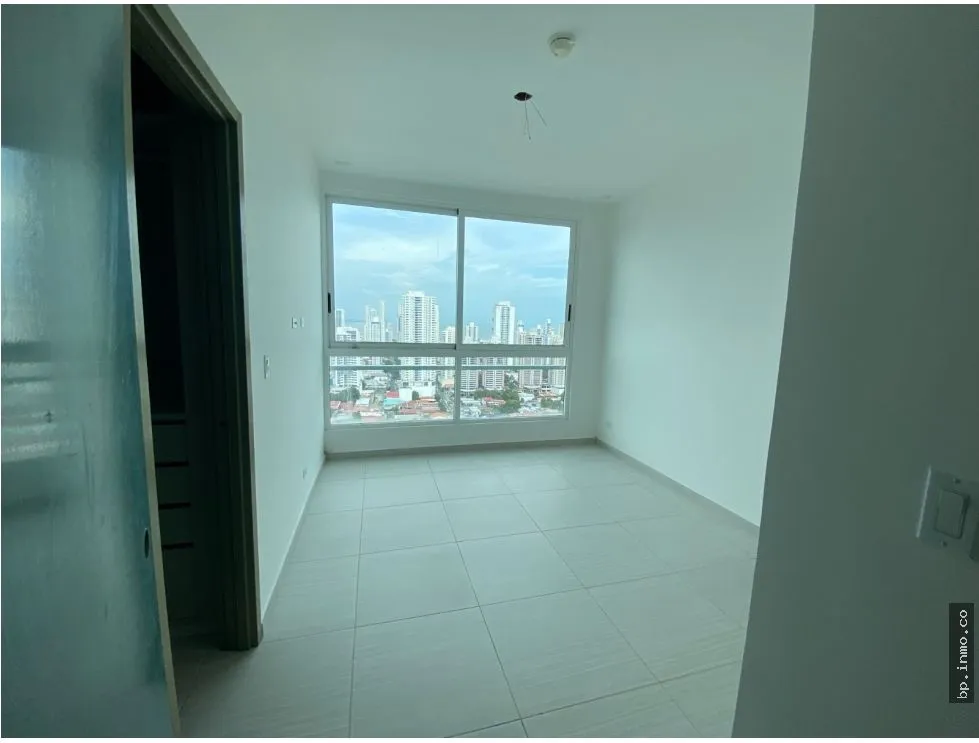 Apartment for Sale in The Towers Residences, Calle 50