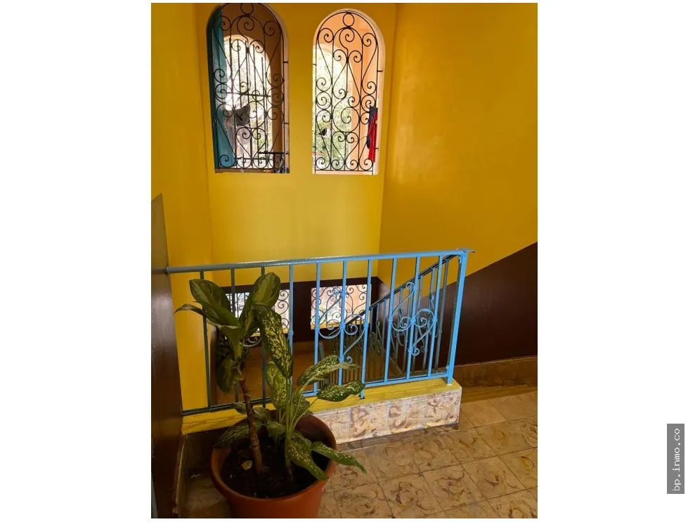 HOUSE FOR SALE STUDENTS, SANTA ANA