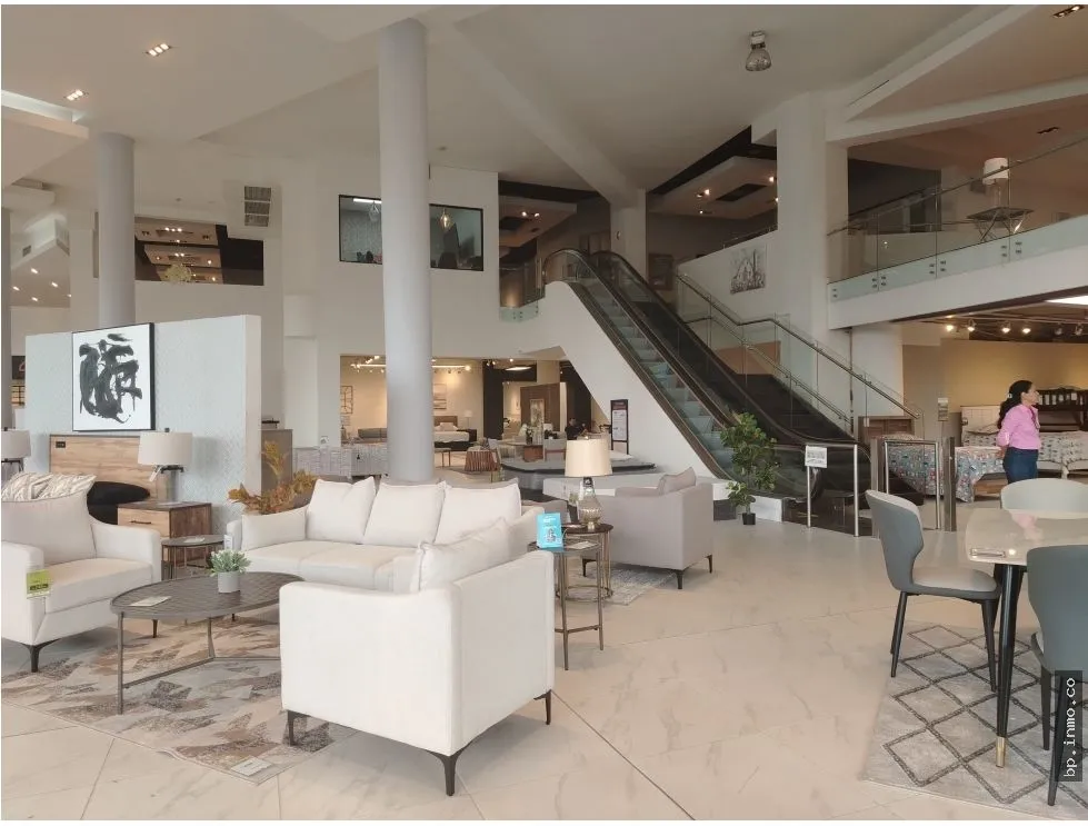 SE VENDE EDIFICIO EN VÍA ESPAÑA