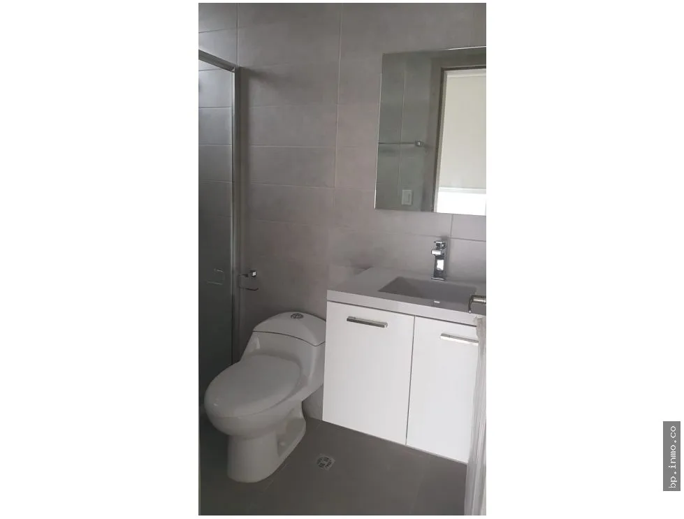 APARTMENT FOR SALE/RENT IN PH SIGNATURE - LA CRESTA