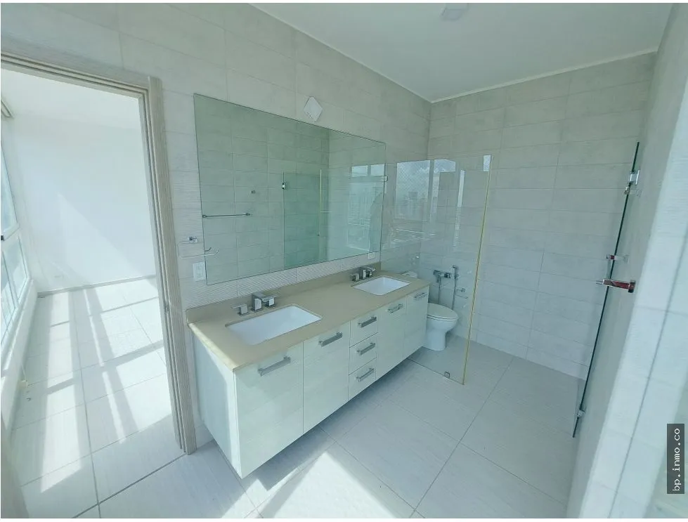 APARTMENT FOR SALE IN THE TOWERS RESIDENCES, SAN FRANCISCO