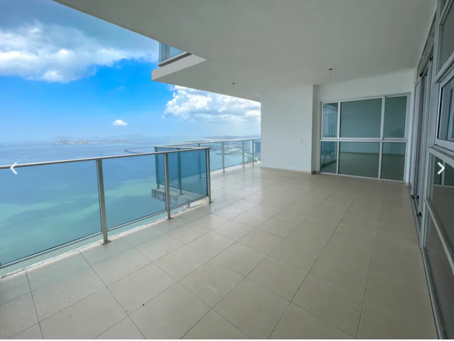 Venta de Penthouse en PH Water on the Bay