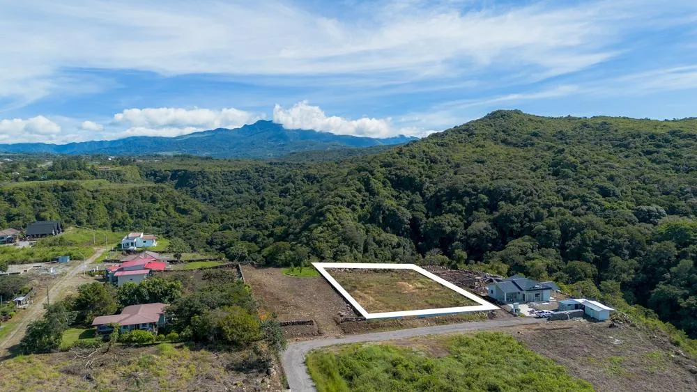 2,100 m² Lot for Sale in Las Trancas, Boquete