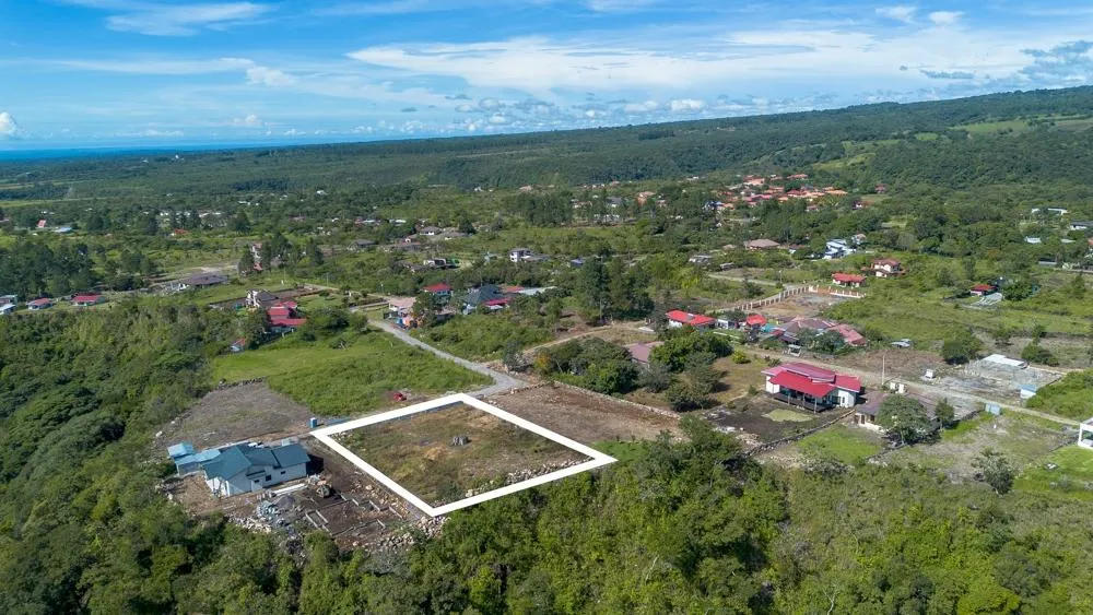 2,100 m² Lot for Sale in Las Trancas, Boquete