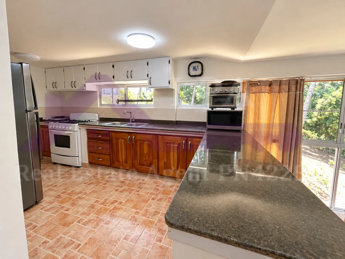 House for Sale in Cerro Azul