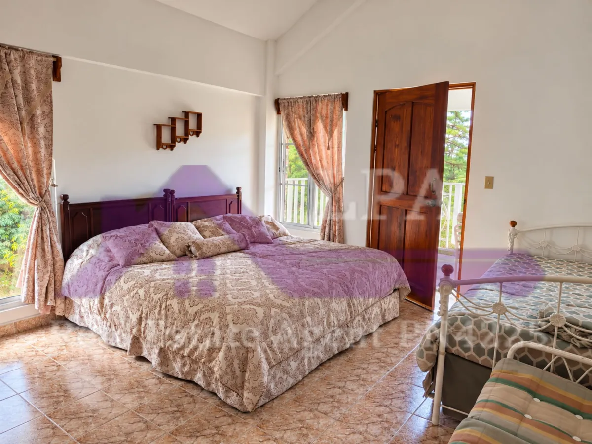 House for Sale in Cerro Azul