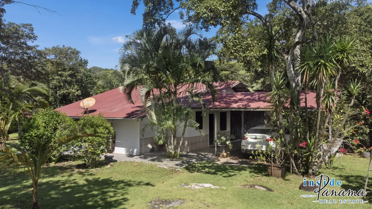 Self-Sufficient 10 Ha Riverside Finca for Sale Near Boquete | 3 Homes & Investment Potential