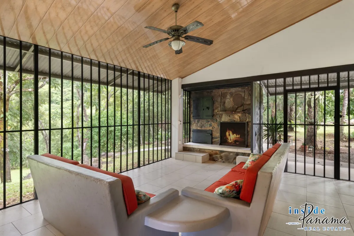 Self-Sufficient 10 Ha Riverside Finca for Sale Near Boquete | 3 Homes & Investment Potential