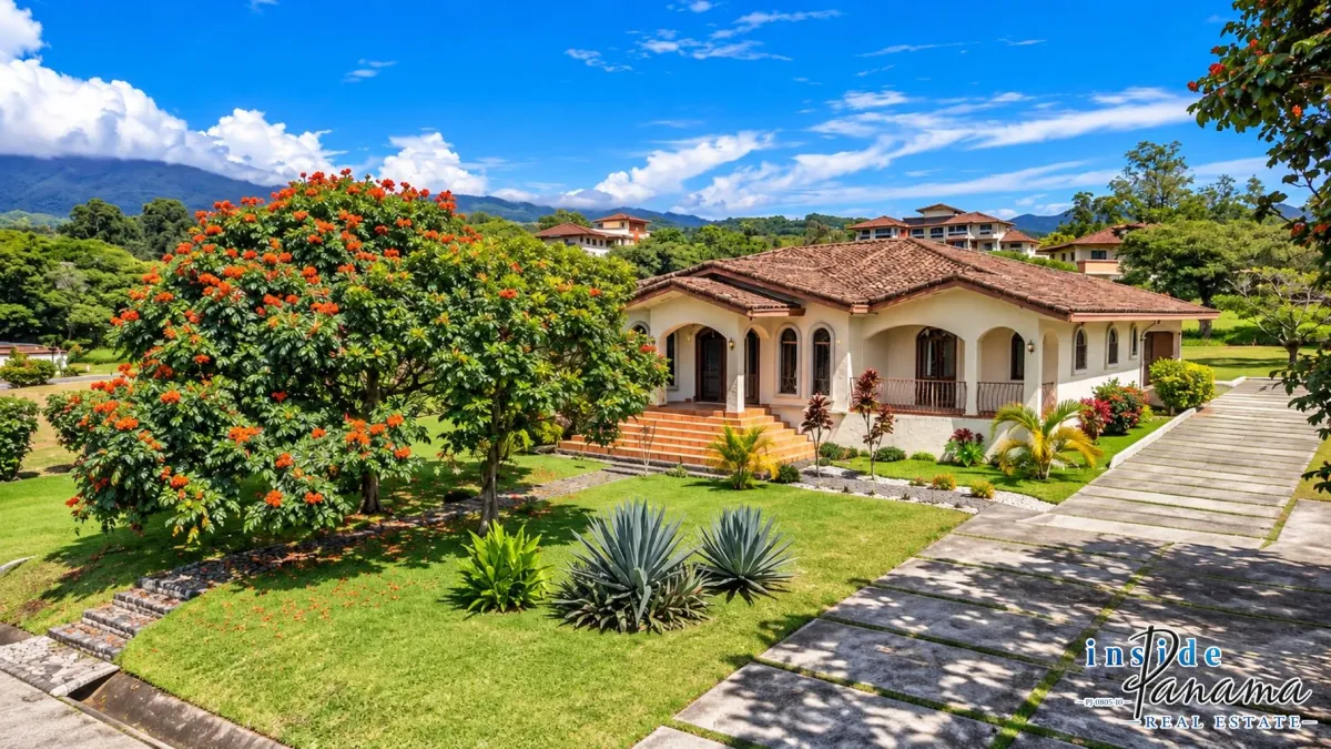 Spacious 3-Bedroom Home For Sale in Boquete Country Club