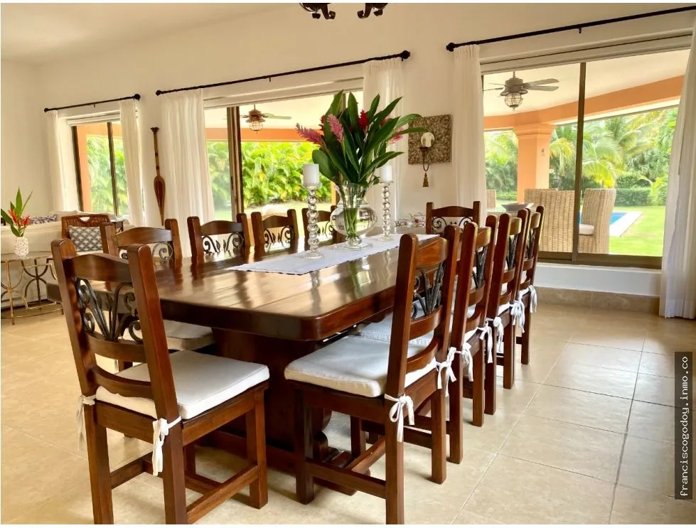 Beachfront House for Sale, Buenaventura