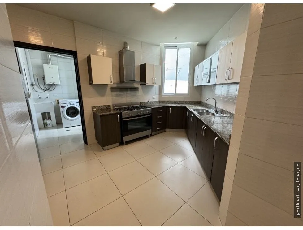Sale of Furnished Apartment in Costa del Este