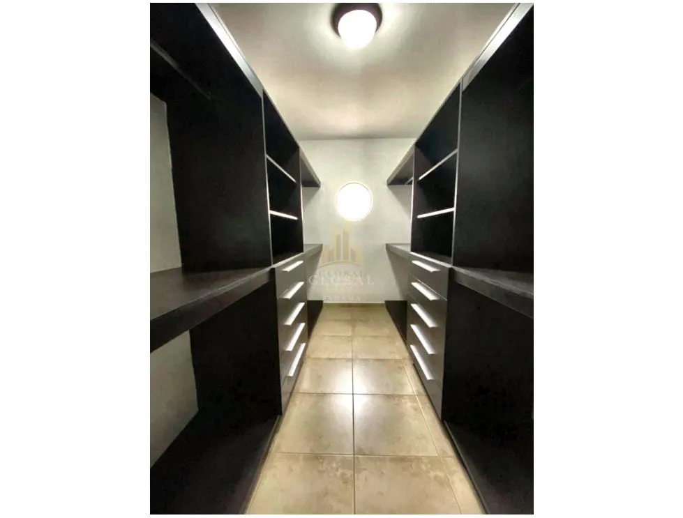 Sale of Spacious House in Clayton Village with Swimming Pool