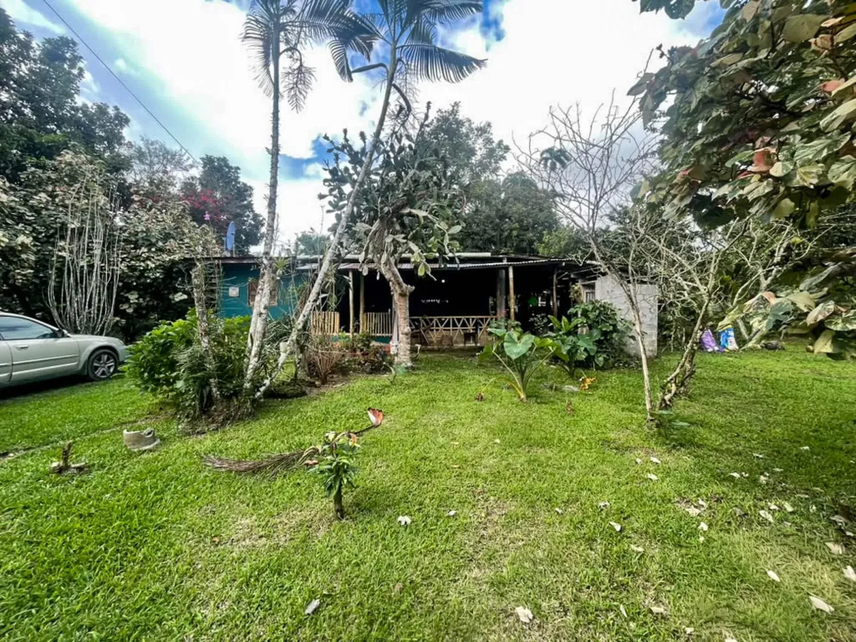 1.89 Acres of Flat Land with House in Renacimiento