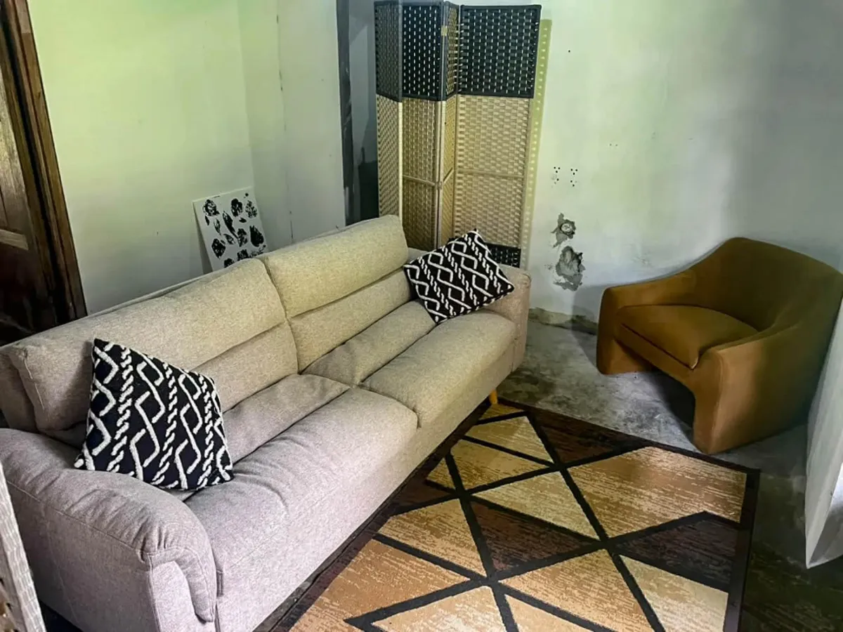 1.89 Acres of Flat Land with House in Renacimiento